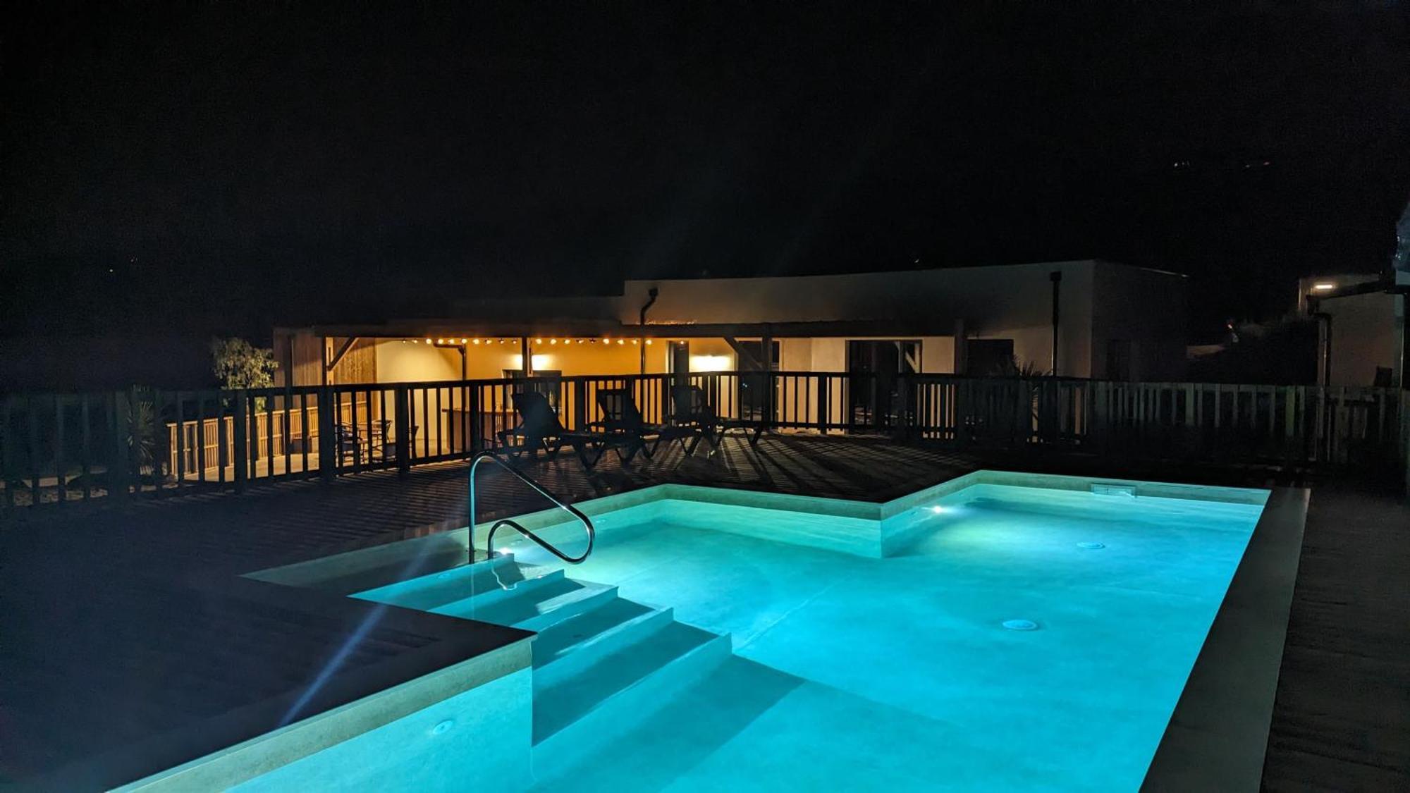 Camping Les Lodges Du Lagon Calvisson Bagian luar foto